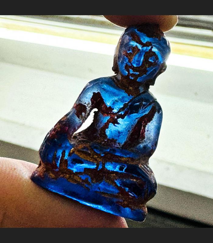 Antique Leklai Quartz Crystal Buddha Stone Kruhod Navy Blue Thai Amulet #18013