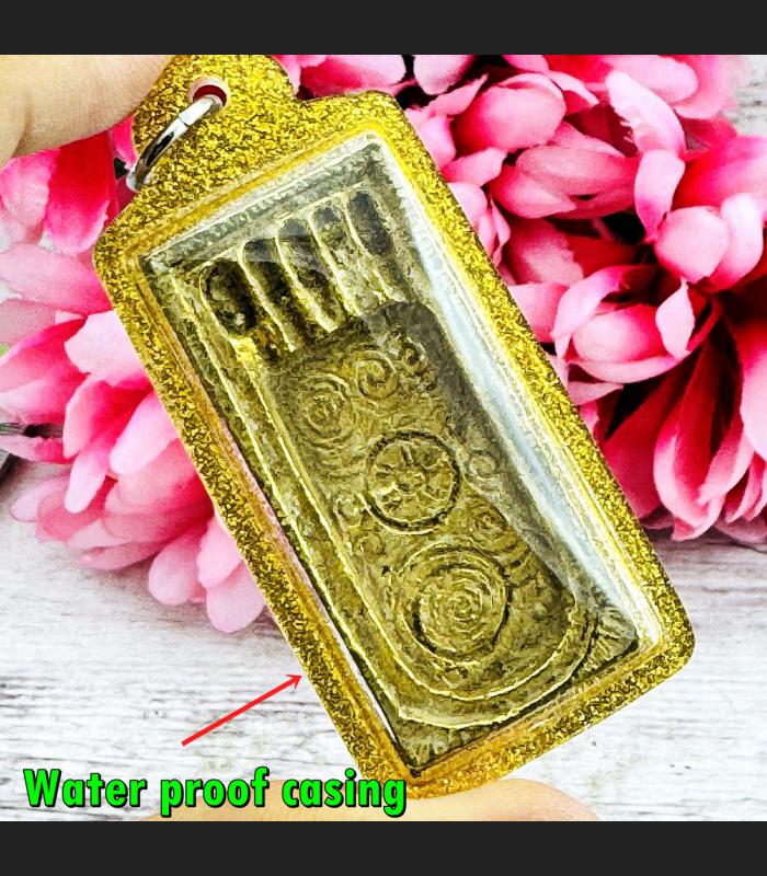 Buddhapada Footprint Leklai Suwanracha Yellow Gold Magic Lucky Thai Amulet 18079