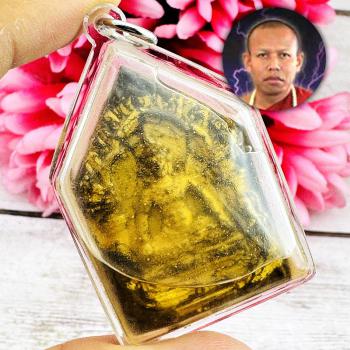 Khunpaen Ashes Oil Twilight Return Love Lust Control Mind Nen Thai Amulet #18113