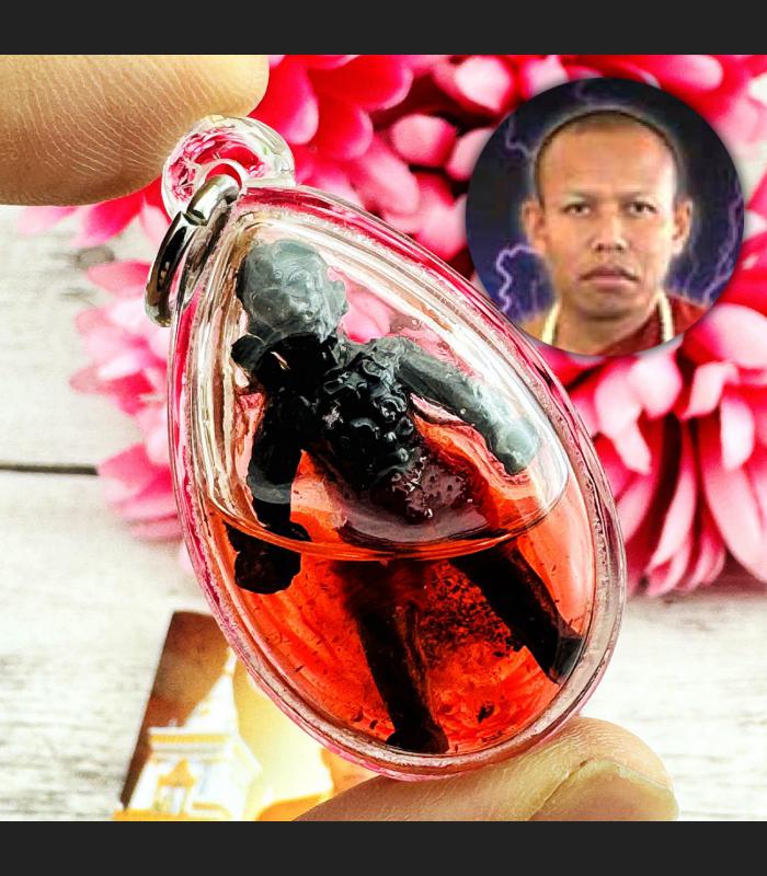 Hunpayon Guardian Boxing Protection Immortal Ashes Oil Lp Nen Thai Amulet #18115