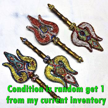 Antique King Trishula Warrior Crystal Toh WatRakang Protection Thai Amulet 18213