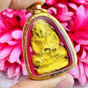 Leklai SuWanRaCha Yellow Gold Sankajai Happy Buddha Money Rich Thai Amulet 18223