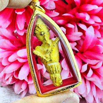 Upakut Kindness Wealth Windfall Leklai SuWanRaCha Yellow Gold Thai Amulet #18236
