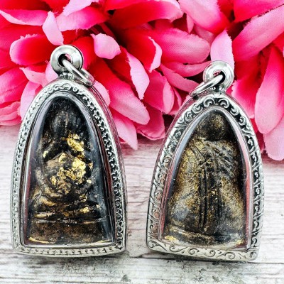 Vintage Old Pidta Closed Eye Leklai Umklum Magnetic Protection Thai Amulet 18246