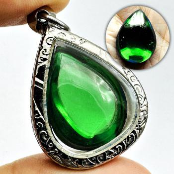 Leklai Naga Eye Tear Stone Healing Wealth Rich Emerald Green Thai Amulet #18354
