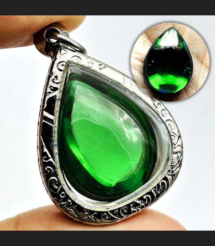 Leklai Naga Eye Tear Stone Healing Wealth Rich Emerald Green Thai Amulet #18354