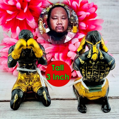 Gold Yant Champion Fighter Boxing Statue Hunpayon Waikru Sann Thai Amulet #18382
