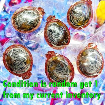 Locket Photo Yant Yint Soulmate Hug Attraction Mind Love Tawee Thai Amulet 18444