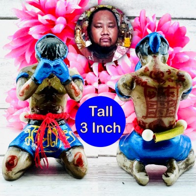 Champion Win Fighter Boxing Statue Hunpayon Waikru Sann Muay Thai Amulet #18516