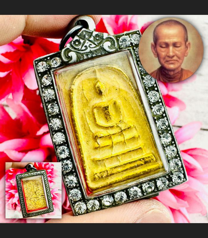 Vintage Casing Leklai SuWanRaCha Gold Somdej Toh WatRaKang Thai Amulet #18697 Vintage Casing Leklai SuWanRaCha Gold Somdej Toh WatRaKang Thai Amulet #18697